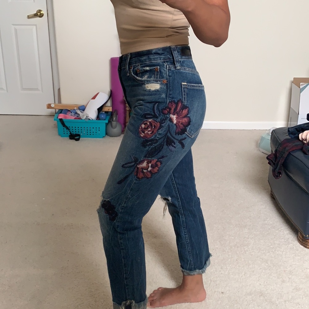 Abercrombie and fitch embroidered jeans